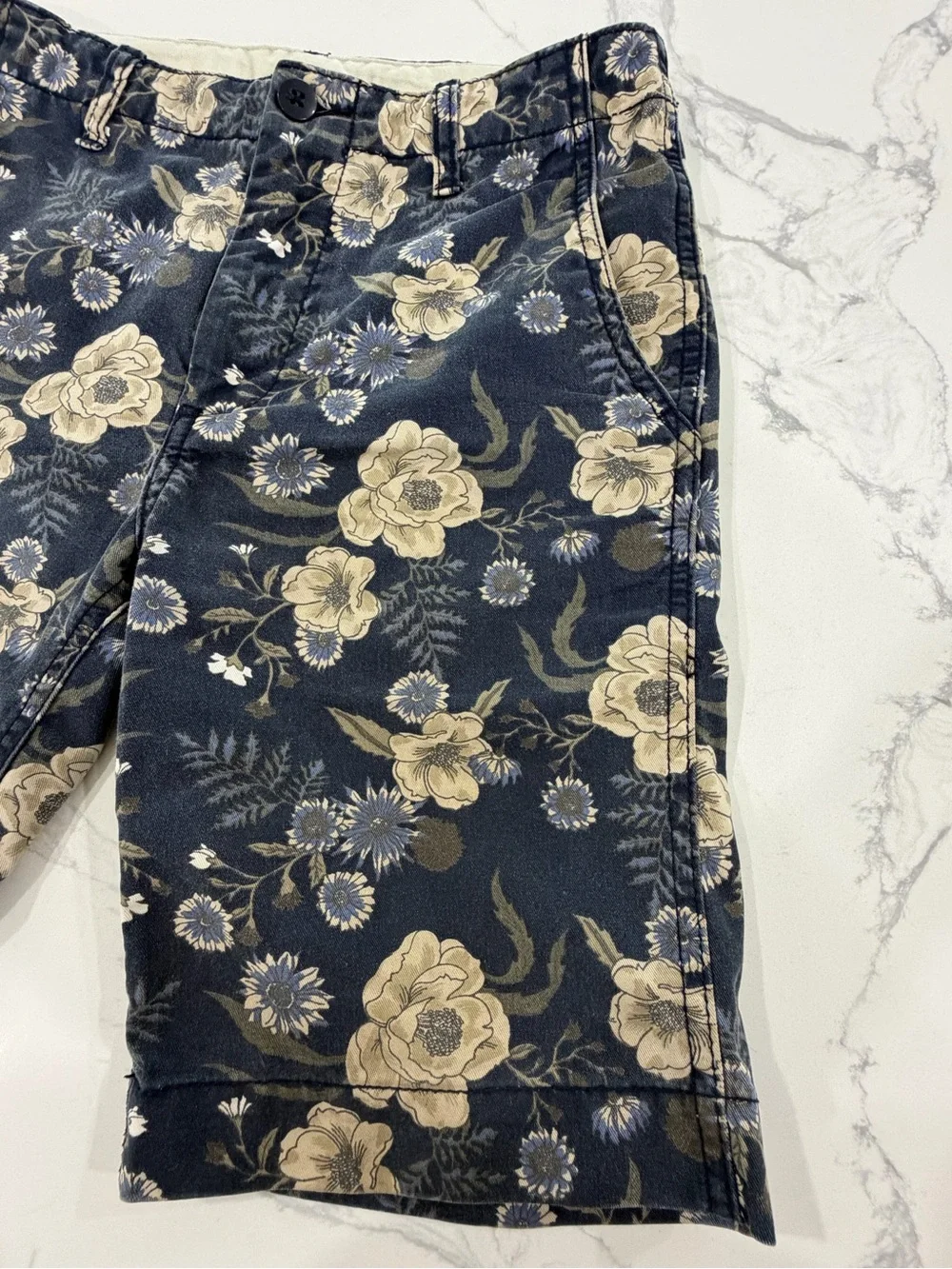 GAP Kids Boys Floral Chino Shorts Navy Blue Cream Size 12 Adjustable Waist